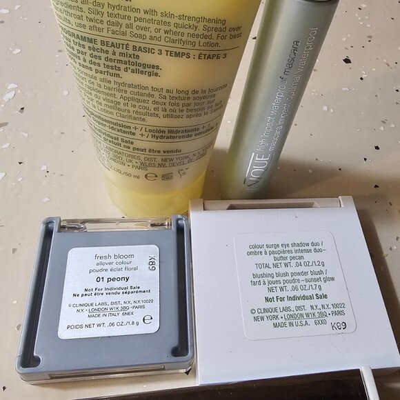CLINQUE Bundle - New, Unused. - Picture 5 of 5